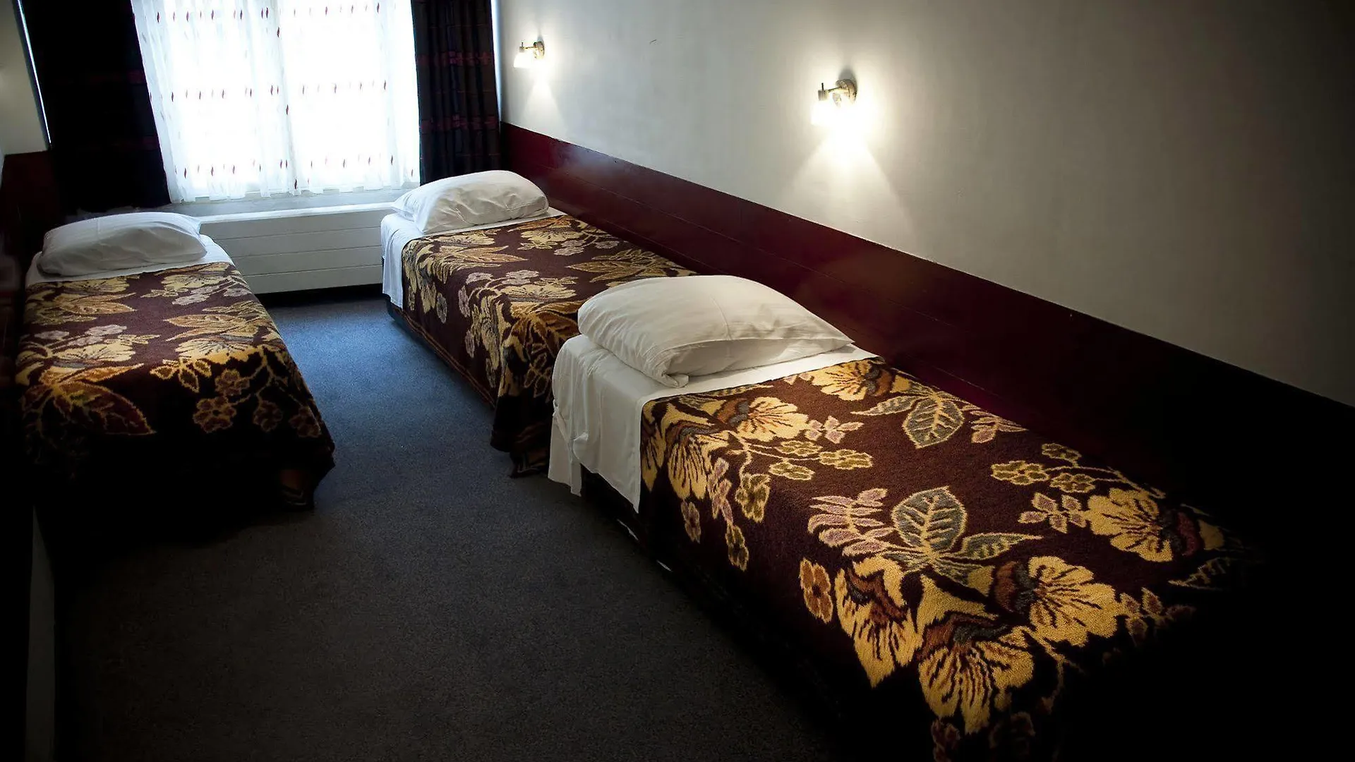 Budget Hotel Ben Amsterdam 0*,